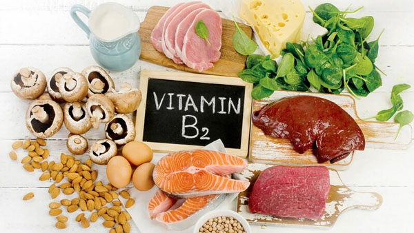 Người nhiệt miệng nên bổ sung vitamin B2 qua thực phẩm tự nhiên
